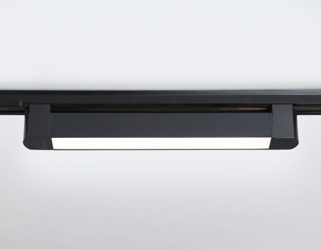 Трековый однофазный светильник Ambrella Light Track system GL6733