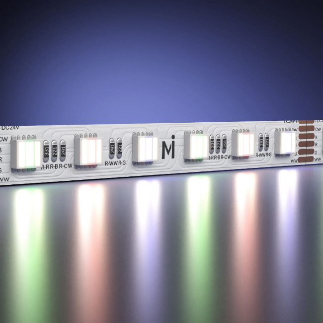 Светодиодная лента Maytoni Led Strip 24В 5050 20Вт/м RGBW 5м IP20 201136 Светодиодная лента Maytoni Led Strip 24В 5050 20Вт/м RGBW 5м IP20 201136