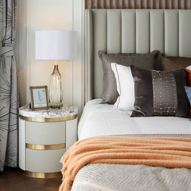 Настольная лампа BRTL3196