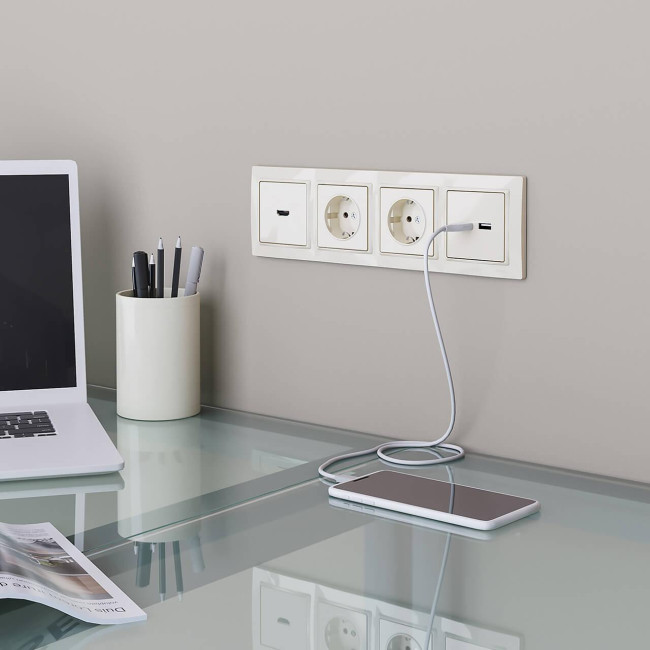 Рамка на 4 поста Werkel Snabb basic слоновая кость W0042003 4690389161438 Рамка на 4 поста Werkel Snabb basic слоновая кость W0042003 4690389161438