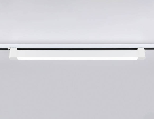 Трековый однофазный светильник Ambrella Light Track system GL6742