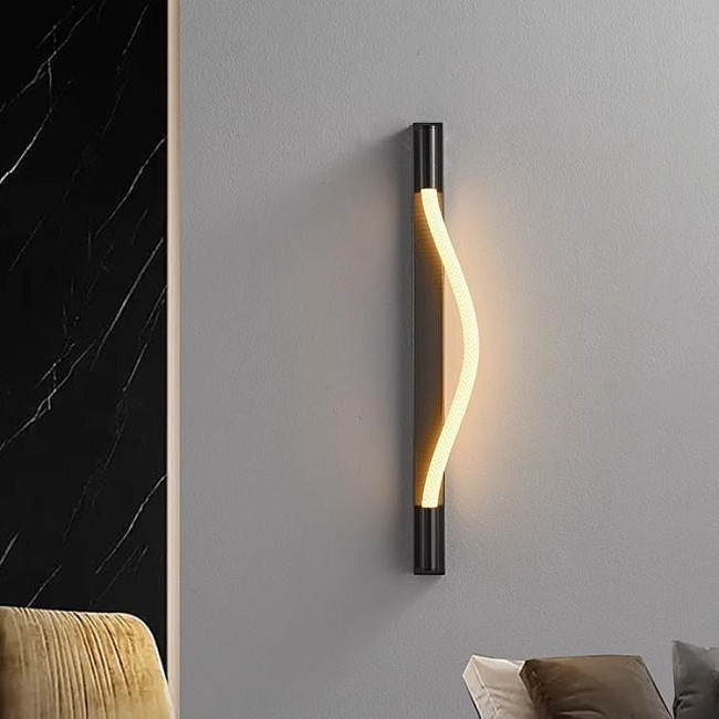 Настенный светильник Lightera Tura LE103W-60B Настенный светильник Lightera Tura LE103W-60B
