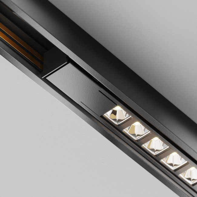 Трековый магнитный светильник Maytoni Technical Points Exility X TR241-2-6W4K-B Трековый магнитный светильник Maytoni Technical Points Exility X TR241-2-6W4K-B