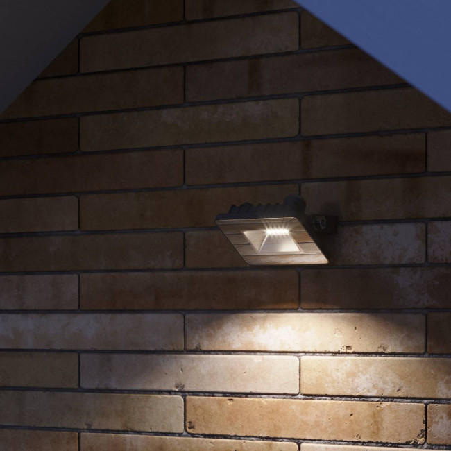 Прожектор светодиодный Gauss Qplus 20W 6500К 613511320 Прожектор светодиодный Gauss Qplus 20W 6500К 613511320