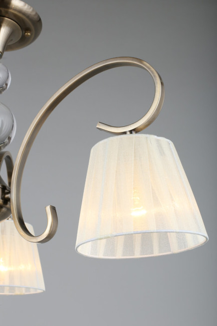 Потолочная люстра Omnilux Laveno OML-56103-03 Потолочная люстра Omnilux Laveno OML-56103-03