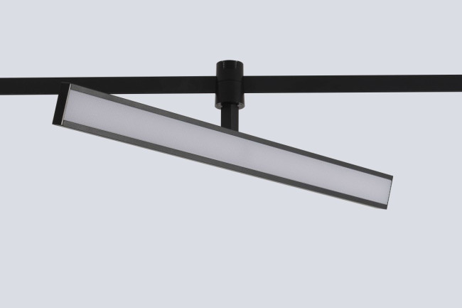 Трековый светильник для гибкой магнитной системы Crystal Lux Trace 48V CLT 0.37 001 18W BL SMART Трековый светильник для гибкой магнитной системы Crystal Lux Trace 48V CLT 0.37 001 18W BL SMART