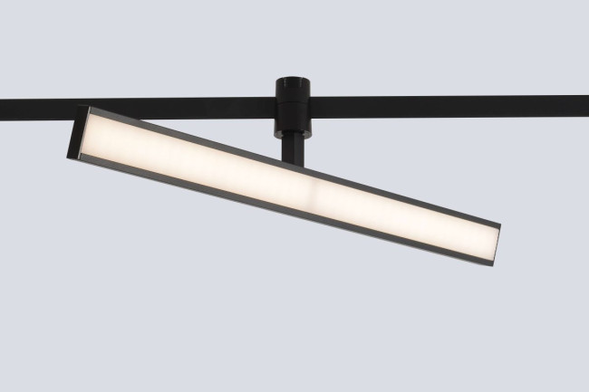 Трековый светильник для гибкой магнитной системы Crystal Lux Trace 48V CLT 0.37 001 18W BL SMART Трековый светильник для гибкой магнитной системы Crystal Lux Trace 48V CLT 0.37 001 18W BL SMART