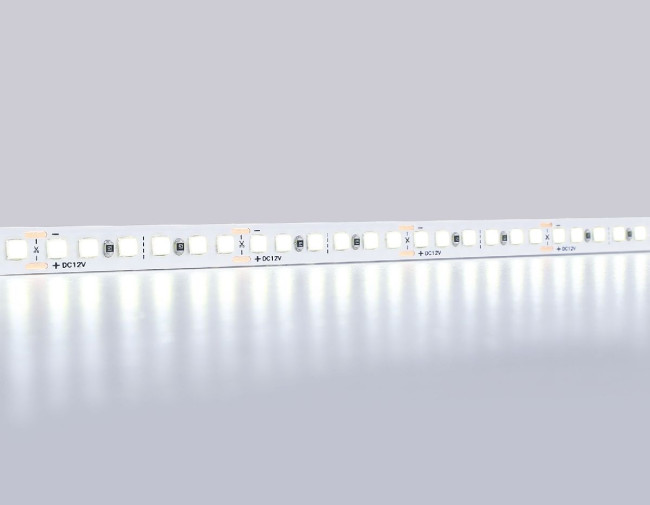 Светодиодная лента Ambrella Light Led Strip 12V Illumination 2835 14,4Вт/м 6500K 5м IP20 GS1313 Светодиодная лента Ambrella Light Led Strip 12V Illumination 2835 14,4Вт/м 6500K 5м IP20 GS1313