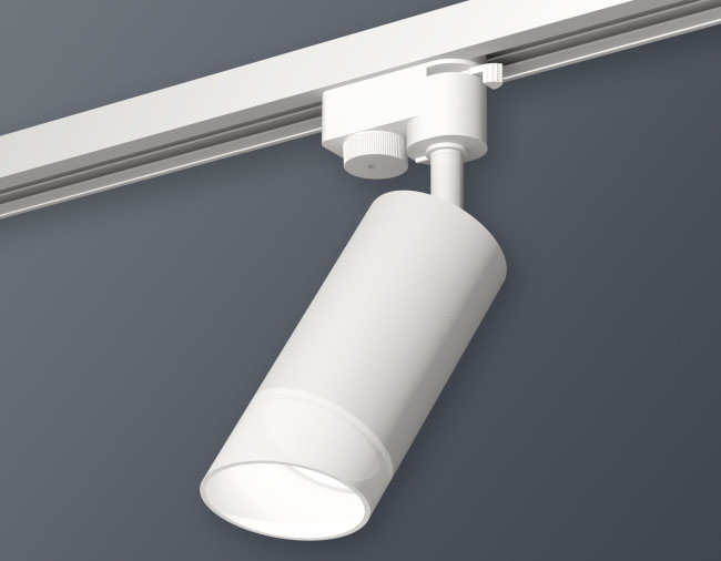 Трековый однофазный светильник Ambrella Light Track System XT6322180 (A2520, C6322, N6256) Трековый однофазный светильник Ambrella Light Track System XT6322180 (A2520, C6322, N6256)