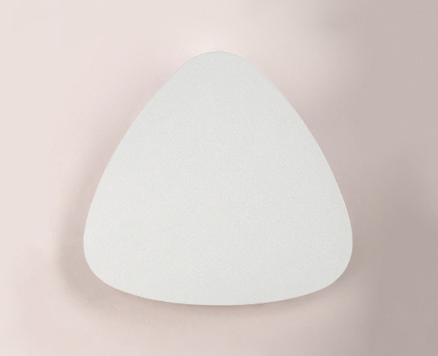 Настенный светильник Italline IT02-015 white Настенный светильник Italline IT02-015 white