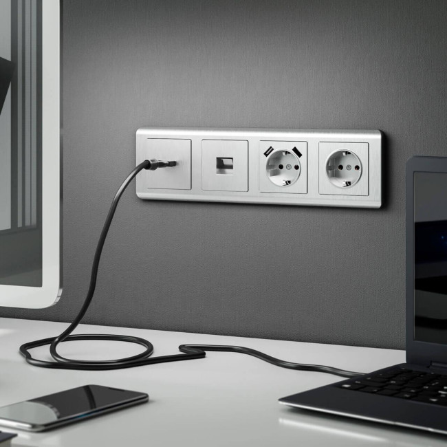 Накладка для розетки USB Werkel cеребряный рифленый W1179509 4690389159848 Накладка для розетки USB Werkel cеребряный рифленый W1179509 4690389159848