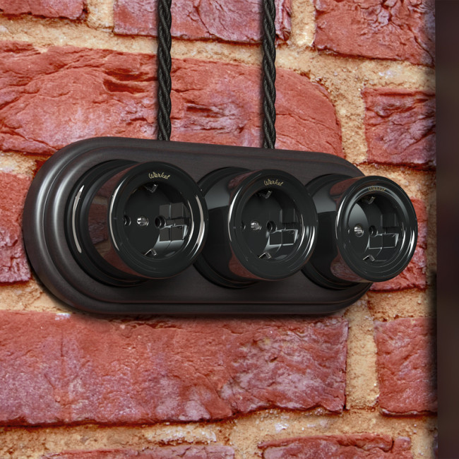 Розетка с заземлением Werkel 4690389166808 W5671008