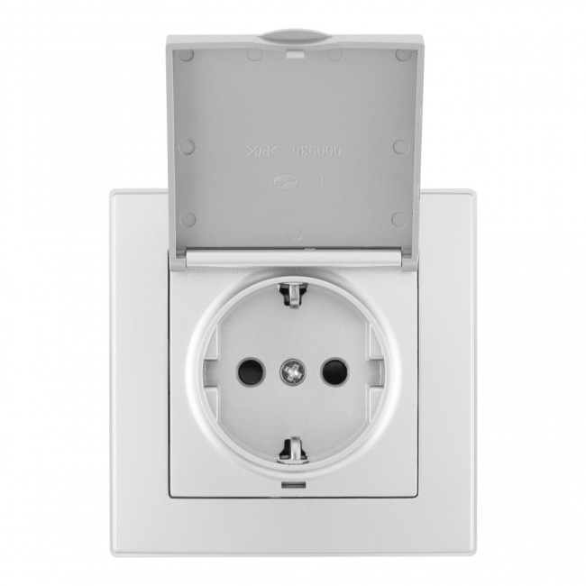 Комплект розетки с/з и шторками, защитной крышкой и рамкой Arte Milano SET06-1-41-1 silver Комплект розетки с/з и шторками, защитной крышкой и рамкой Arte Milano SET06-1-41-1 silver