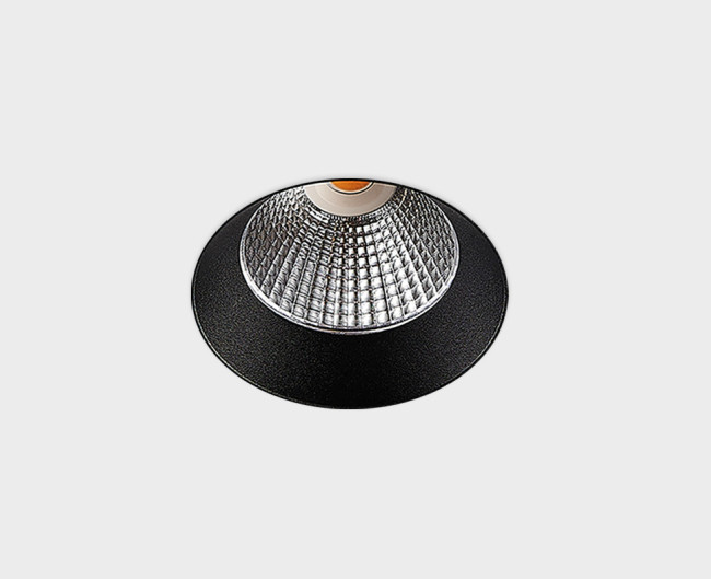 Встраиваемый светильник Italline IT02-028 black 3000K Встраиваемый светильник Italline IT02-028 black 3000K