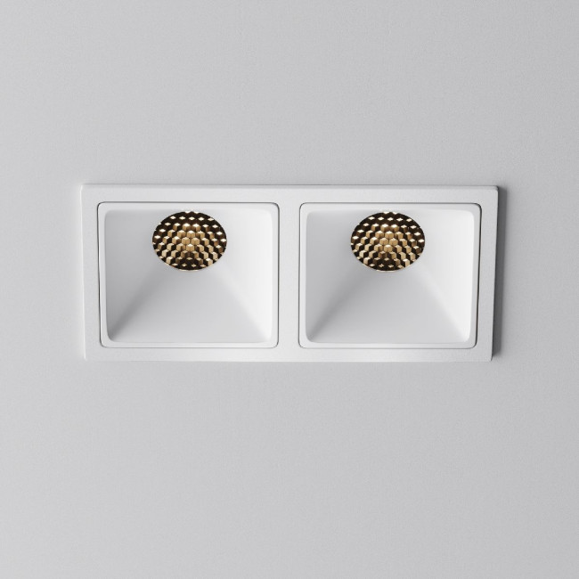 Встраиваемый светильник Maytoni Alfa Led Downlight DL043-02-10W3K-SQ-W-1 Встраиваемый светильник Maytoni Alfa Led Downlight DL043-02-10W3K-SQ-W-1