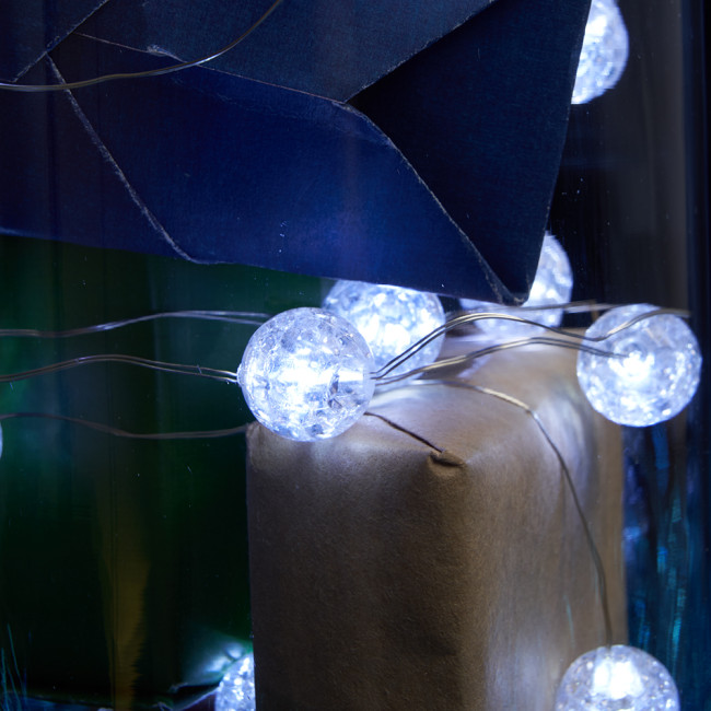 Светодиодная гирлянда линейная Лед шарики Feron CL565 48610 Светодиодная гирлянда линейная Лед шарики Feron CL565 48610