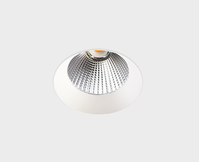 Встраиваемый светильник Italline IT02-028 white 3000K Встраиваемый светильник Italline IT02-028 white 3000K