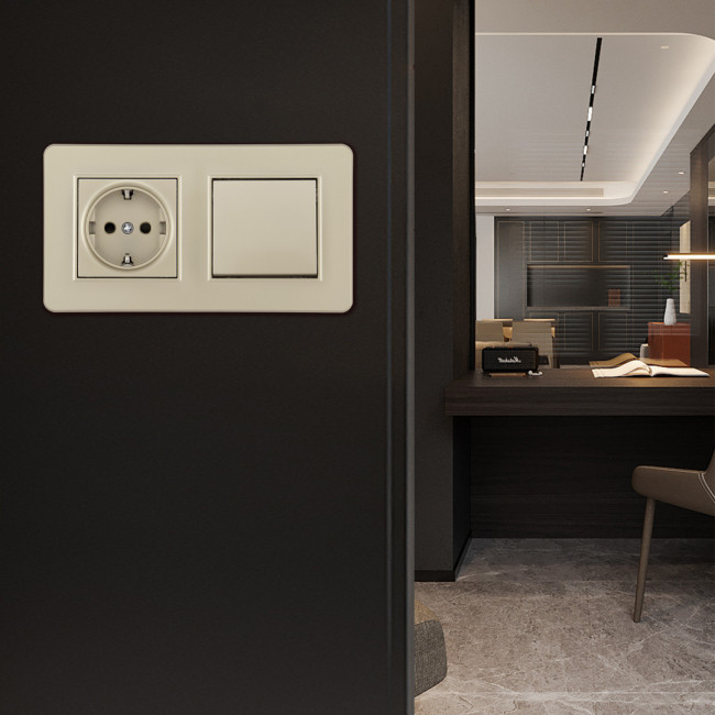 Выключатель одноклавишный с розеткой Arte Milano SET16-2-40-1-30-1 shampan Выключатель одноклавишный с розеткой Arte Milano SET16-2-40-1-30-1 shampan