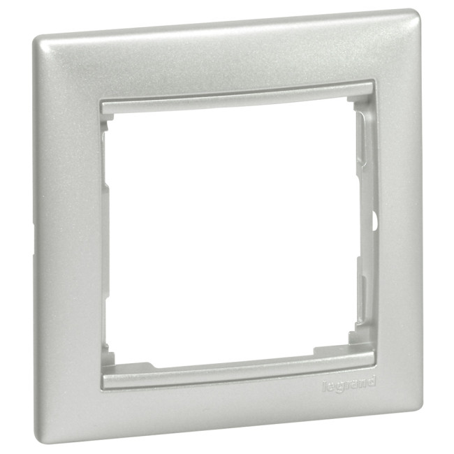 Рамка одноместная Legrand Valena Classic 694330 Рамка одноместная Legrand Valena Classic 694330