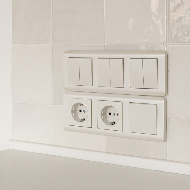 Выключатель двухклавишный Werkel перламутровый рифленый W1120013 4690389160882 Выключатель двухклавишный Werkel перламутровый рифленый W1120013 4690389160882