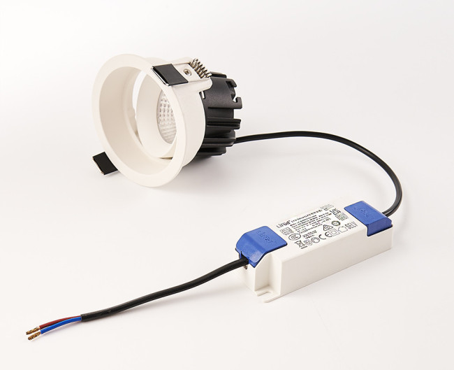 Встраиваемый светильник Italline IT02-029 white 3000K Встраиваемый светильник Italline IT02-029 white 3000K