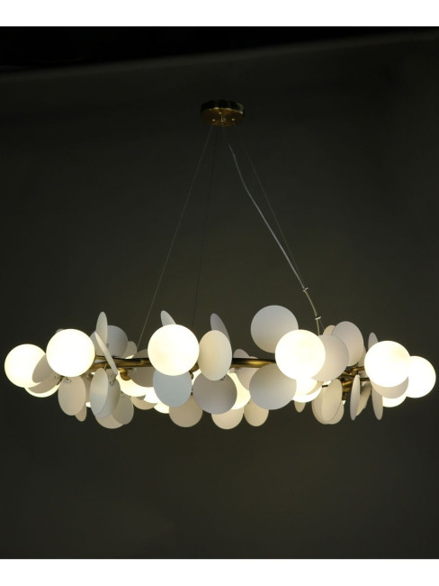 Подвесная люстра Zortes Floret ZRS.01201.18 Подвесная люстра Zortes Floret ZRS.01201.18