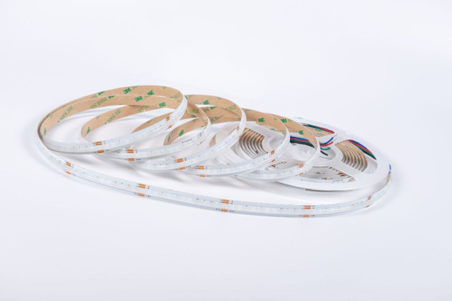 Светодиодная лента Fiberli 480S-RGB 24В 9,6Вт/м RGB IP20 12840204 Светодиодная лента Fiberli 480S-RGB 24В 9,6Вт/м RGB IP20 12840204