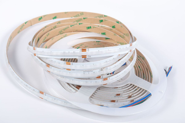 Светодиодная лента Fiberli 480S-RGB 24В 9,6Вт/м RGB IP20 12840204 Светодиодная лента Fiberli 480S-RGB 24В 9,6Вт/м RGB IP20 12840204