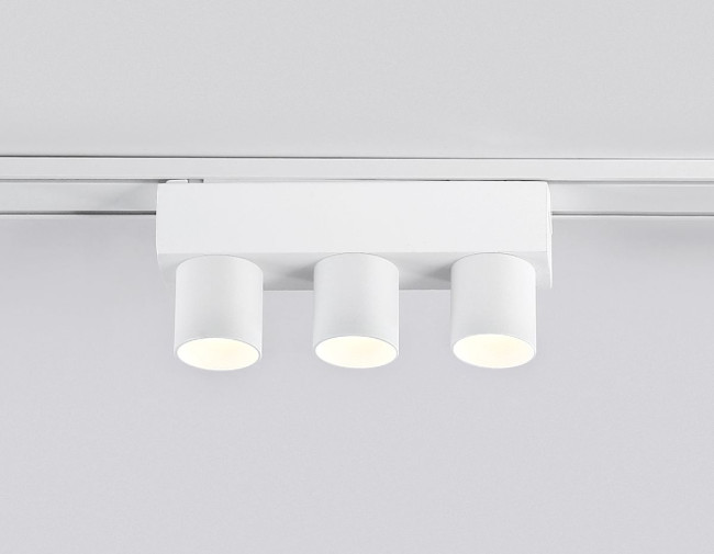 Трековый магнитный светильник Ambrella Light Track System GV1503 Трековый магнитный светильник Ambrella Light Track System GV1503