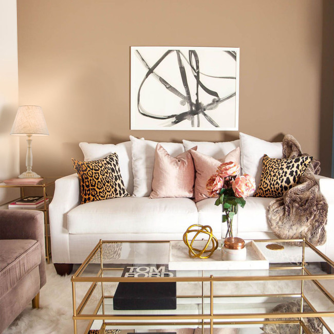 Настольная лампа Eurosvet London 01060/1 белый с золотом Настольная лампа Eurosvet London 01060/1 белый с золотом