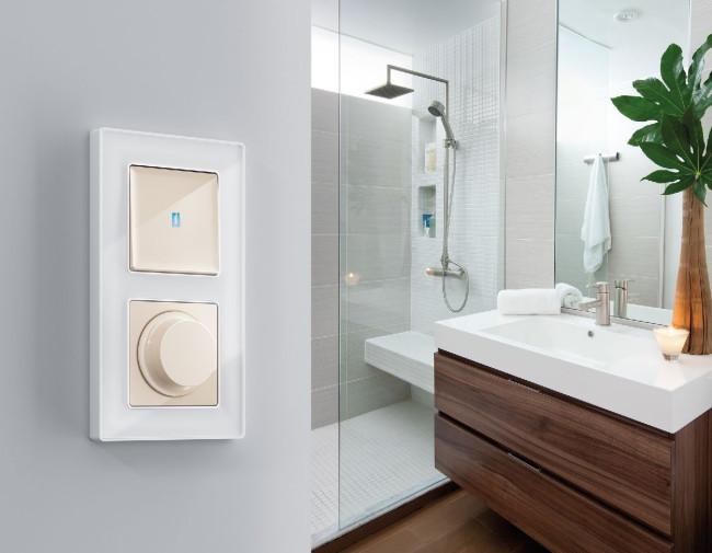 Рамка двухместная Ambrella Volt Arctic AF580102 Рамка двухместная Ambrella Volt Arctic AF580102