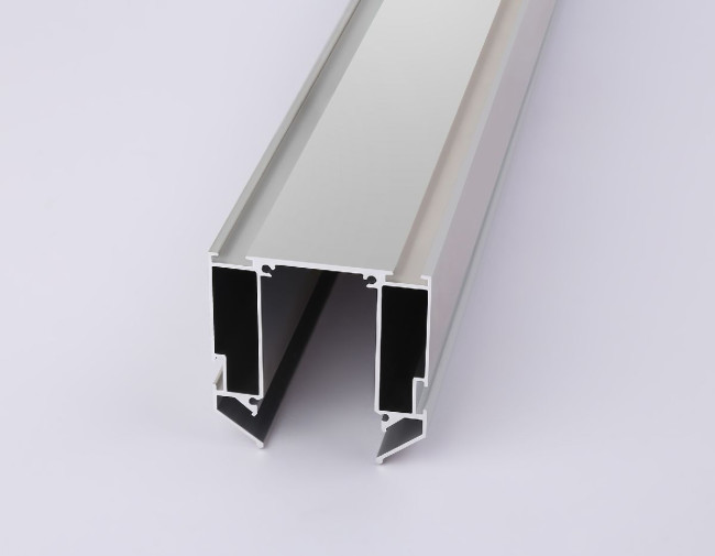 Корпус для накладного шинопровода Ambrella Light Magnetic 220V GL1013 Корпус для накладного шинопровода Ambrella Light Magnetic 220V GL1013