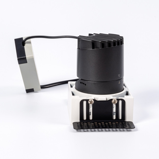 Встраиваемый светильник Fiberli 302T75 (квадратная рамка) 12130205 Встраиваемый светильник Fiberli 302T75 (квадратная рамка) 12130205