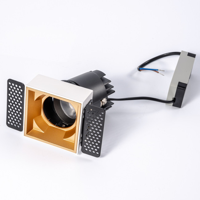 Встраиваемый светильник Fiberli 302T75 (квадратная рамка) 12130205 Встраиваемый светильник Fiberli 302T75 (квадратная рамка) 12130205