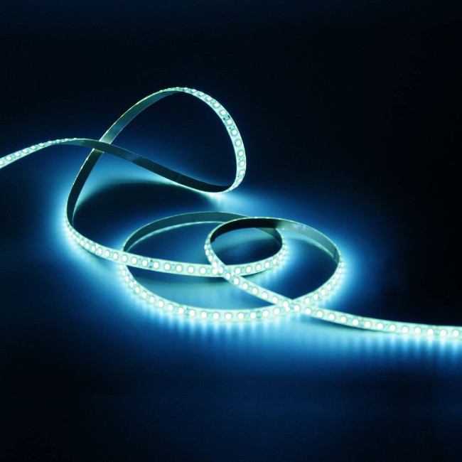 Светодиодная влагозащищенная лента Gauss 9,6W/m 120LED/m 2835SMD холодный белый 5M 311000310 Светодиодная влагозащищенная лента Gauss 9,6W/m 120LED/m 2835SMD холодный белый 5M 311000310