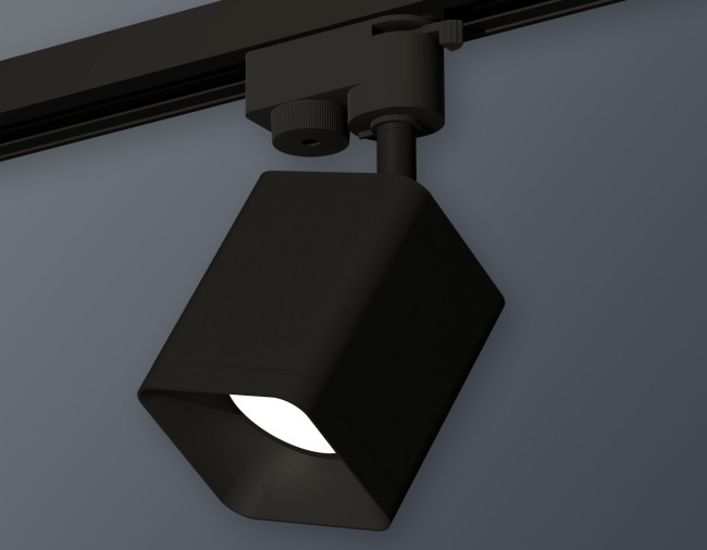 Трековый однофазный светильник Ambrella Light Track System XT7813001 (A2521, C7813, N7702) Трековый однофазный светильник Ambrella Light Track System XT7813001 (A2521, C7813, N7702)