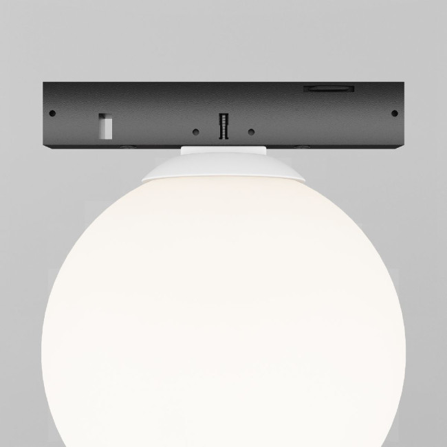 Трековый магнитный светильник Maytoni Luna TR185-1-3W4K-B Трековый магнитный светильник Maytoni Luna TR185-1-3W4K-B