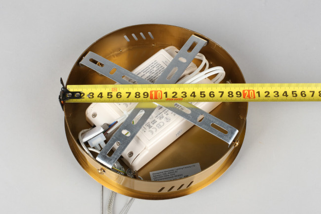 Подвесная люстра Omnilux Strasatti OML-99903-62 Подвесная люстра Omnilux Strasatti OML-99903-62