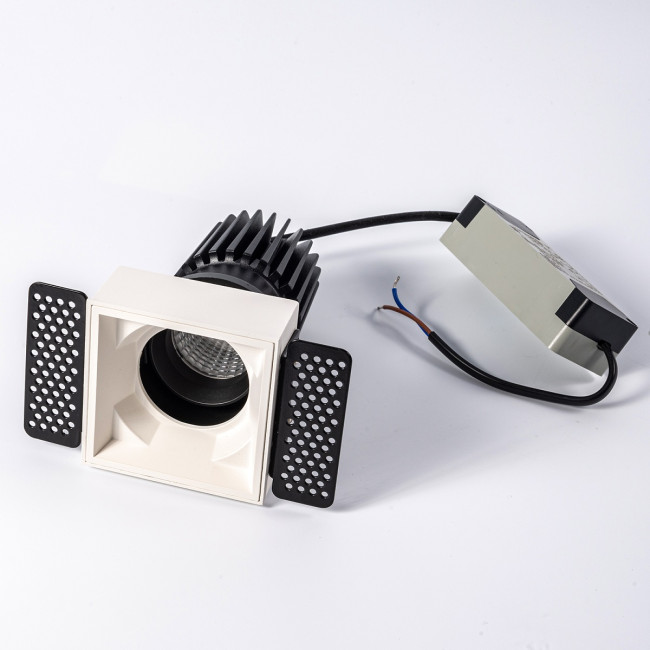 Встраиваемый светильник Fiberli MR1215 (квадратная рамка) 12130106 Встраиваемый светильник Fiberli MR1215 (квадратная рамка) 12130106