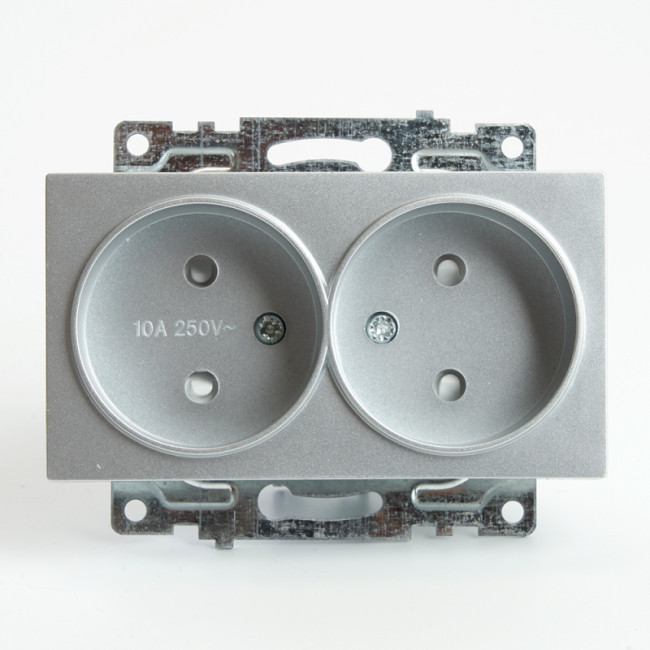 Розетка 1-местная б/з с защитной шторкой Stekker Катрин 39583 Розетка 1-местная б/з с защитной шторкой Stekker Катрин 39583