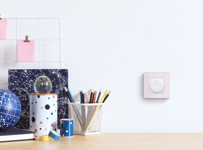 Рамка одноместная Legrand Inspiria 673934 Рамка одноместная Legrand Inspiria 673934