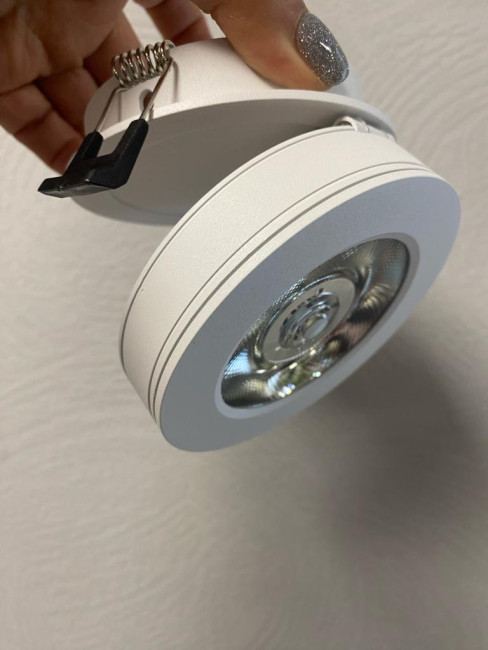 Встраиваемый светильник Elvan VLS-505R-10W-WW-Wh Встраиваемый светильник Elvan VLS-505R-10W-WW-Wh