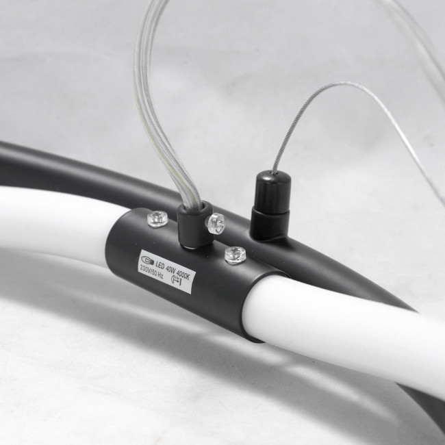 Подвесная люстра Lussole Loft River LSP-8391 Подвесная люстра Lussole Loft River LSP-8391