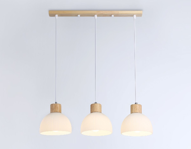 Подвесной светильник Ambrella Light Traditional TR83135 Подвесной светильник Ambrella Light Traditional TR83135