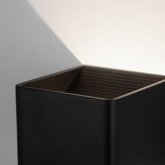 Настенный светильник Elektrostandard Corudo 4690389196270 MRL LED 1060 a063687 Настенный светильник Elektrostandard Corudo 4690389196270 MRL LED 1060 a063687