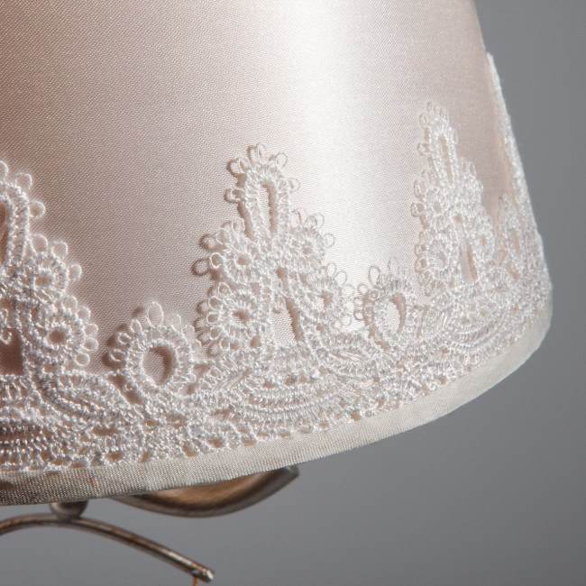 Настольная лампа Eurosvet Incanto 01022/1 серебро Настольная лампа Eurosvet Incanto 01022/1 серебро