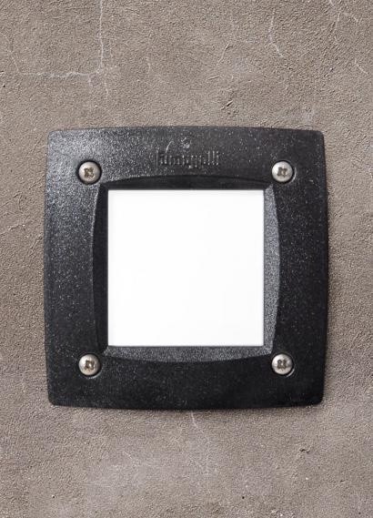 Уличный светодиодный светильник Fumagalli Leti 100 Square 3C1.000.000.AYG1L Уличный светодиодный светильник Fumagalli Leti 100 Square 3C1.000.000.AYG1L