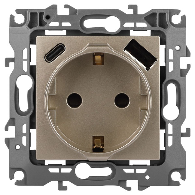 Розетка со шторками с USB type-A+C Эра 12-4108-04 Б0067727 Розетка со шторками с USB type-A+C Эра 12-4108-04 Б0067727