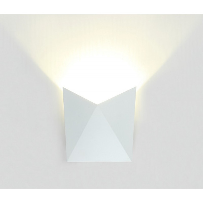 Уличный настенный светильник IMEX Wels IL.0014.0010 WH Уличный настенный светильник IMEX Wels IL.0014.0010 WH