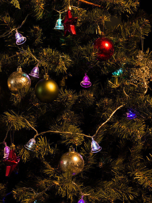 Светодиодная гирлянда (07919) Uniel Колокольчики 220V разноцветный ULD-S0280-020/DTA RGB IP20 BELLS